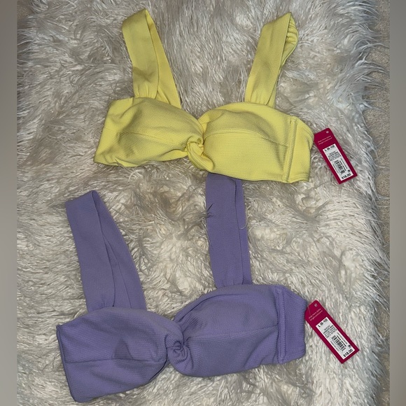 NWT - Target -Set of 2 Juniors textured twist front bralette bikini top Size L - Picture 3 of 5